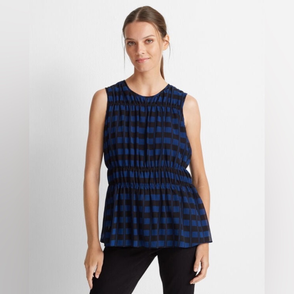 NWT Club Monaco Geo Print Top